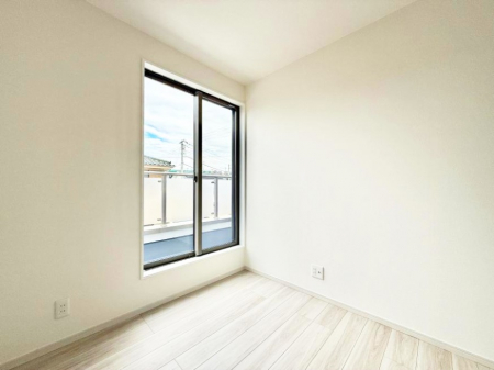 �q�������@�������v���C�x�[�g��ԂƂ��ĐÂ��ŗ�������������񋟂��Ă���܂�