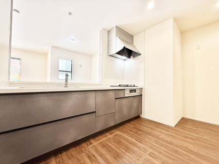 Lb`@ƑƂȂAR~jP[V̏