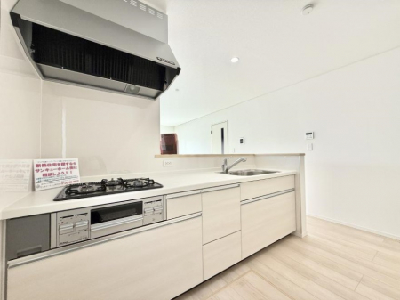 �L�b�`���@�������Ƒ����J��[�߂�A������̂���L�b�`��