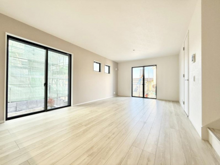 ���r���O�@�������V���v���������ґ�A��؂Ȑl�Ɖ߂����S���قǂ�����