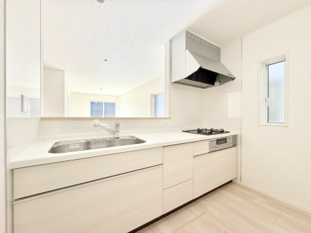 �L�b�`���@���������y���݂ƐH�ׂ�K����͂���L�b�`��