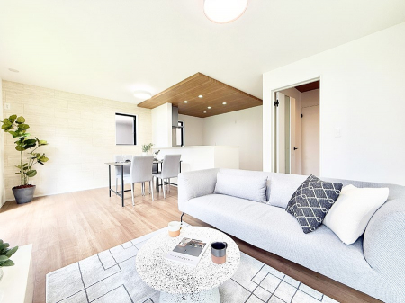 rO@났ƏΊ炪W܂AS܂郊rO