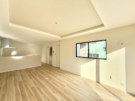 ���r���O�@���������났�ƏΊ炪�W�܂�A�S���܂郊�r���O