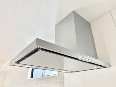 ���̑����ρ@�ݔ����������̏��C����������C��ɗU������A�����I�ɔr�����ł��܂��B