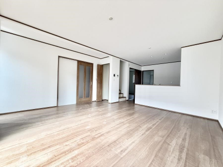 rO@Cɓ̏ꏊŁÂтƂԂ