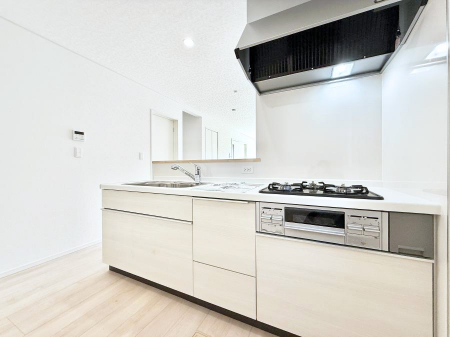 �L�b�`���@�������Ƒ����J��[�߂�A������̂���L�b�`��