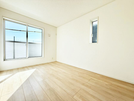 �Q���@���������̔z�u��ʋC���̗ǂ��݌v�ŕ����̋�C�������炸�A��ɐV�N�ȋ�C������܂�