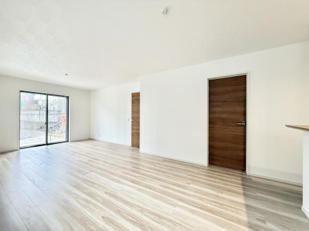 ���r���O�@�������Ƒ��̎��Ԃ��ʂ�A���K�Ŗ��������