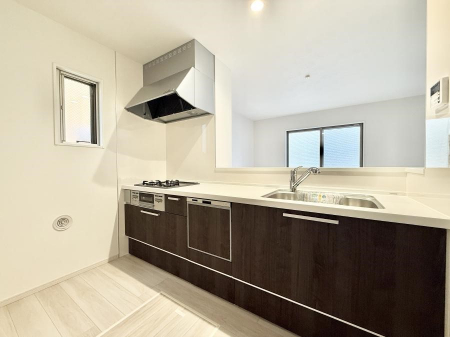 �L�b�`���@�����������������Ԃ����܂��A�Ί炠�ӂ��L�b�`��