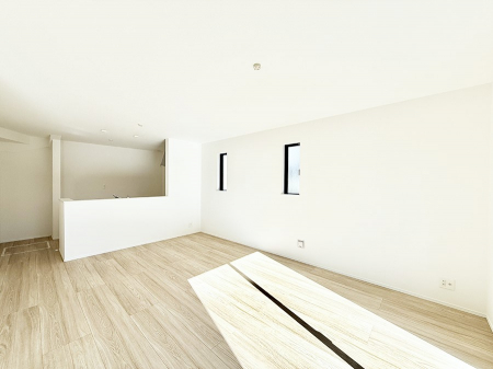 ���r���O�@�������S���������ꏊ�A�������߂����郊�r���O