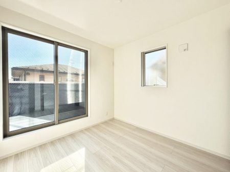 �q�������@�������v���C�x�[�g��ԂƂ��ĐÂ��ŗ�������������񋟂��Ă���܂�