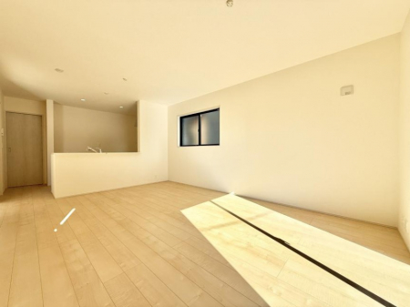 ���r���O�@���������R�Ɖ�b�����܂��A�S�n�悢�ЂƂƂ�