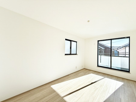 �Q���@���������̔z�u��ʋC���̗ǂ��݌v�ŕ����̋�C�������炸�A��ɐV�N�ȋ�C������܂�