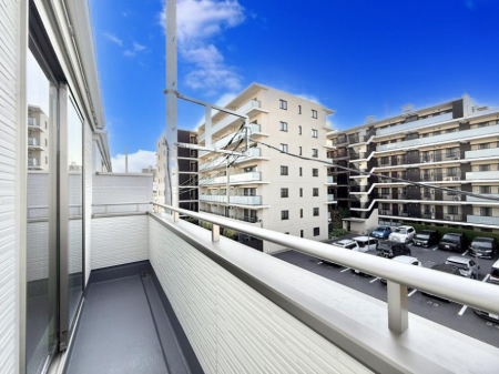 oRj[@ G߂̈ڂ낢JIȋԂł