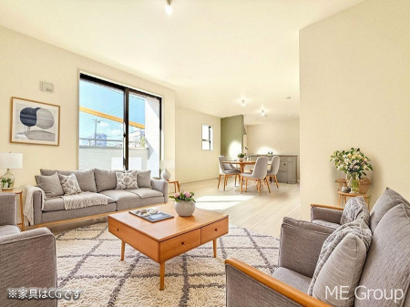 rO@났ƏΊ炪W܂AS܂郊rO