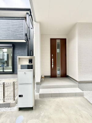 ���ց@�O�ρ� �V���v���Ŕ������A�Z�܂��̑���ۂ��ʂ錺�ւł�