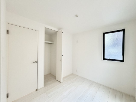 ̑ρ@F̂ŉ₩ȎԂy߂܂