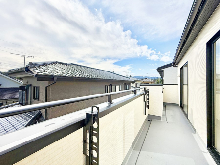 oRj[@ G߂̈ڂ낢JIȋԂł