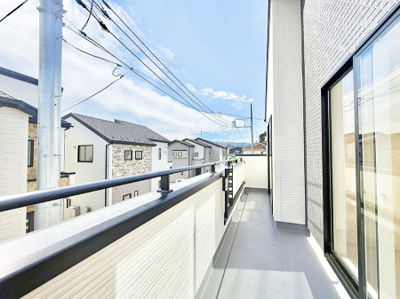 oRj[@ G߂̈ڂ낢JIȋԂł