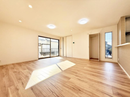 ���r���O�@�������S���������ꏊ�A�������߂����郊�r���O