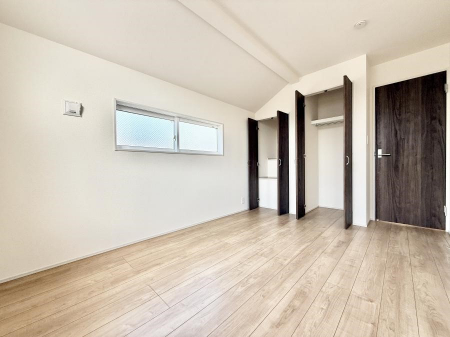 �q�������@�������v���C�x�[�g��ԂƂ��ĐÂ��ŗ�������������񋟂��Ă���܂�