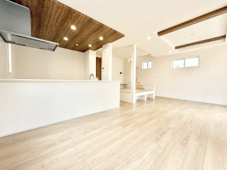 rO@Cɓ̏ꏊŁÂтƂԂ