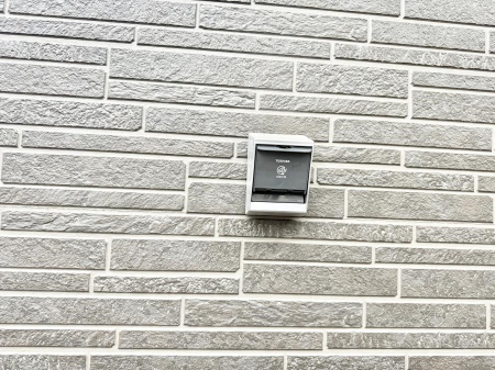 ���̑����ρ@�ݔ�������ŊȒP�ɏ[�d�ł��A�G�R�ȃJ�[���C�t���T�|�[�g