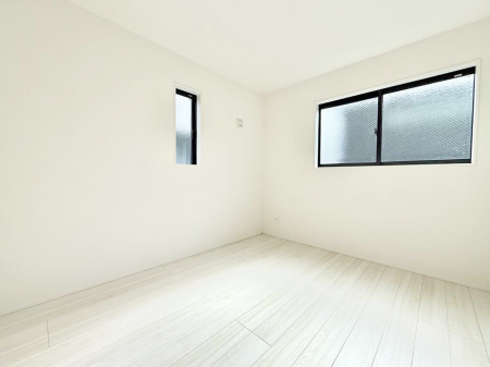 ̑ρ@F̂ŉ₩ȎԂy߂܂