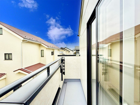 oRj[@ G߂̈ڂ낢JIȋԂł