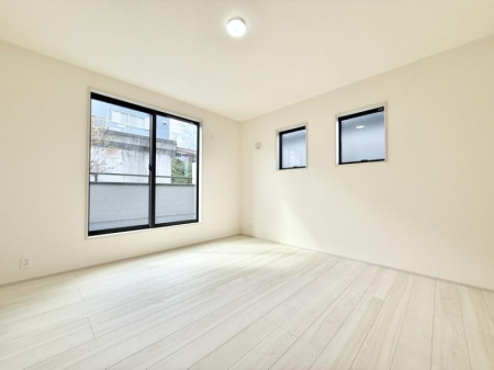 ̑ρ@F̂ŉ₩ȎԂy߂܂