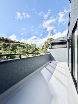 oRj[@ G߂̈ڂ낢JIȋԂł