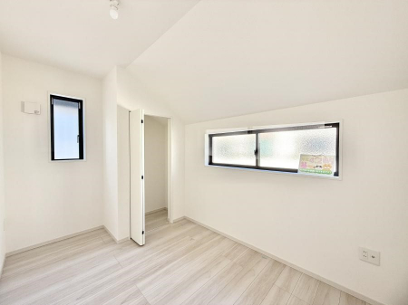 �Q���@���������̔z�u��ʋC���̗ǂ��݌v�ŕ����̋�C�������炸�A��ɐV�N�ȋ�C������܂�