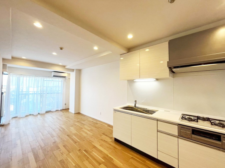 rO@Cɓ̏ꏊŁÂтƂԂ