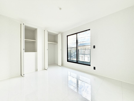 ̑ρ@F̂ŉ₩ȎԂy߂܂