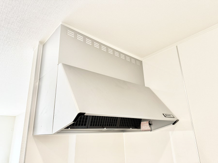 ̑ρ@ݔ̏CCɗUAIɔrł܂B