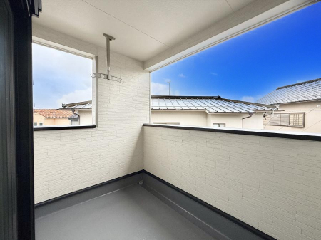 oRj[@ G߂̈ڂ낢JIȋԂł