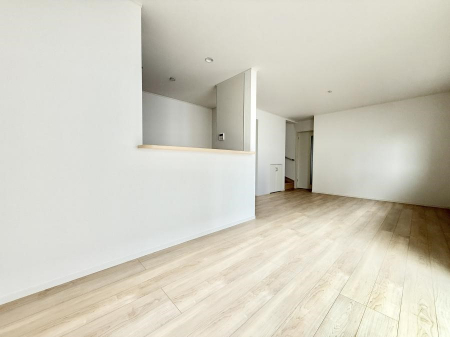 rO@났ƏΊ炪W܂AS܂郊rO