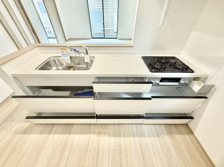 �L�b�`���@�������Ƒ����J��[�߂�A������̂���L�b�`��