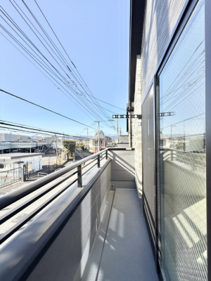 �o���R�j�[�@������ �G�߂̈ڂ낢����������J���I�ȋ�Ԃł�