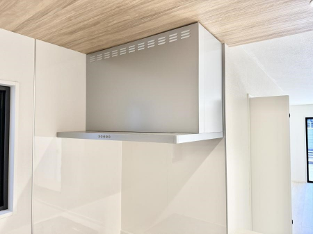 ���̑����ρ@�ݔ����������̏��C����������C��ɗU������A�����I�ɔr�����ł��܂��B