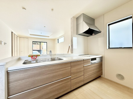 �L�b�`���@���������y���݂ƐH�ׂ�K����͂���L�b�`��