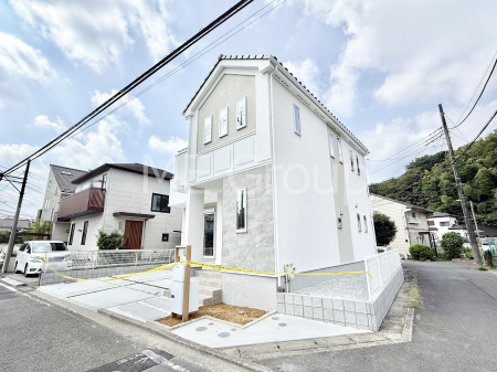 nOώʐ^@OρV炵n܂ꏊŁAƑJ[߂