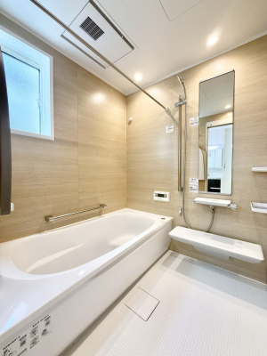 �����@����������̔�������A�S����������Ԃł�