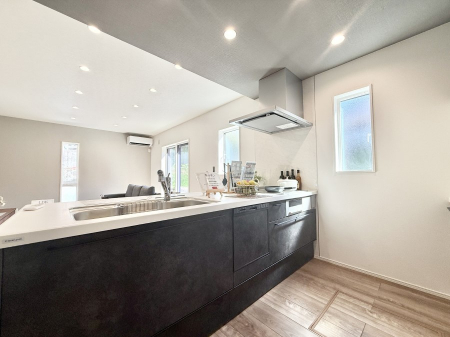 �L�b�`���@�������V���v���ŋ@�\�I�A�����g���₷���L�b�`��