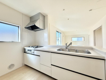 �L�b�`���@�������L���C�ɕЕt���A�g���₷���L�b�`��