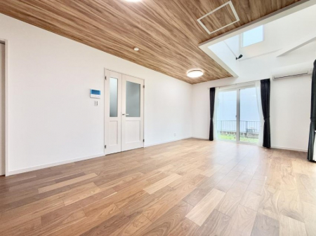 ���r���O�@�����������������Ɠ��ʂɂ���A�e���̋��