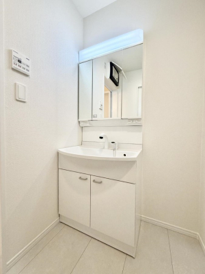 ���ʑ�E���ʏ��@���������̏������X���[�Y�ɂł���L���ł�