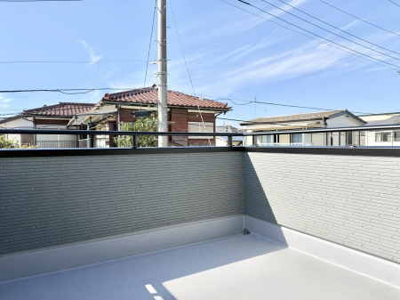 �o���R�j�[�@������ �G�߂̈ڂ낢����������J���I�ȋ�Ԃł�