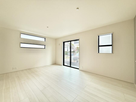 ���r���O�@���������R�Ɖ�b�����܂��A�S�n�悢�ЂƂƂ�