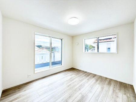 ̑ρ@F̂ŉ₩ȎԂy߂܂